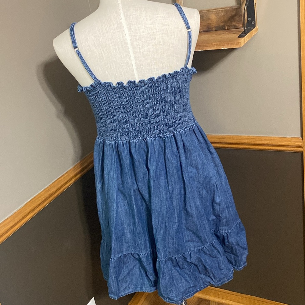 Universal Thread Denim Tiered Button Front Sleeve… - image 8